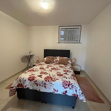 Apartma Azurre Postojna Εξωτερικό φωτογραφία