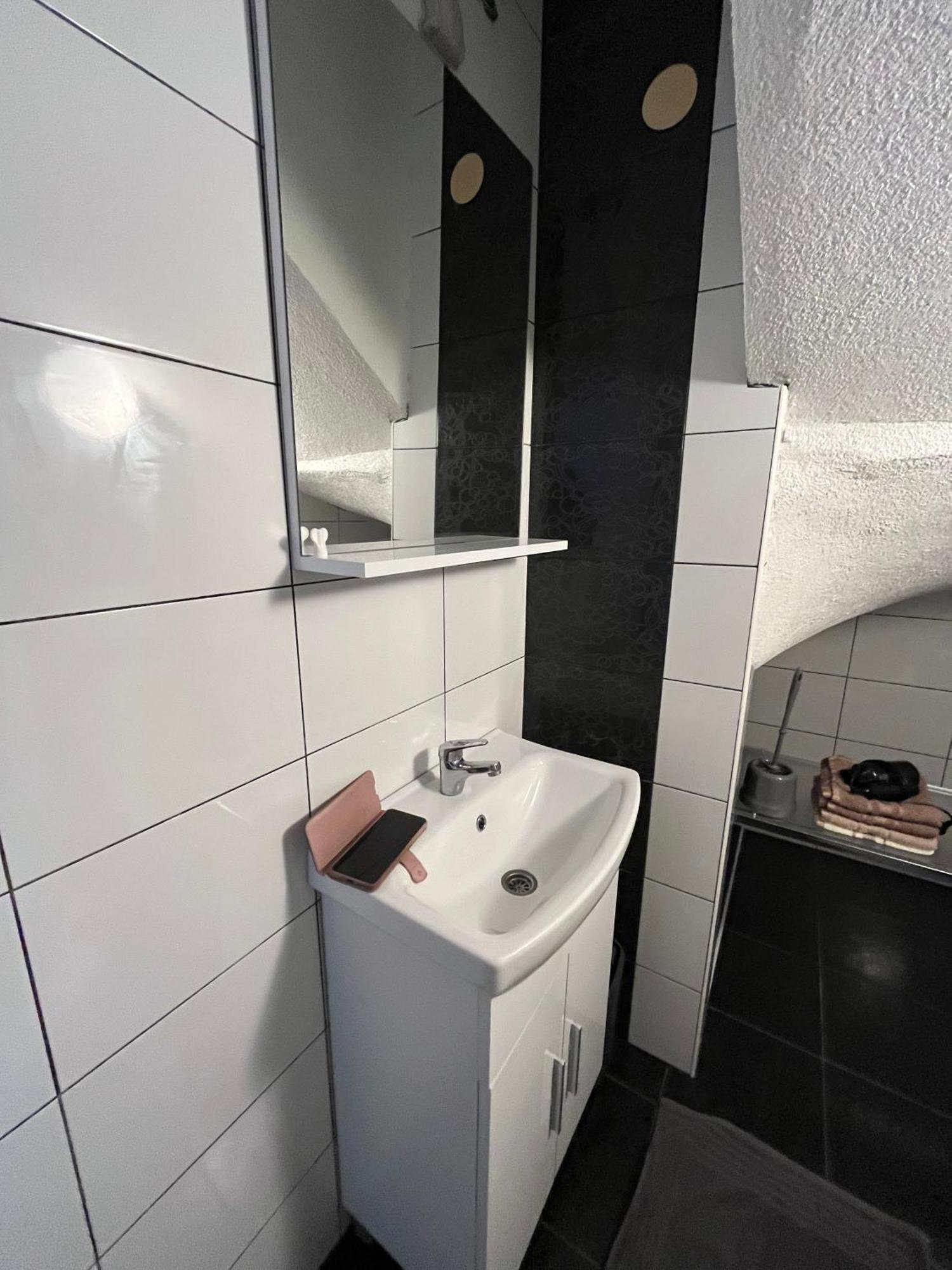 Apartma Azurre Postojna Εξωτερικό φωτογραφία