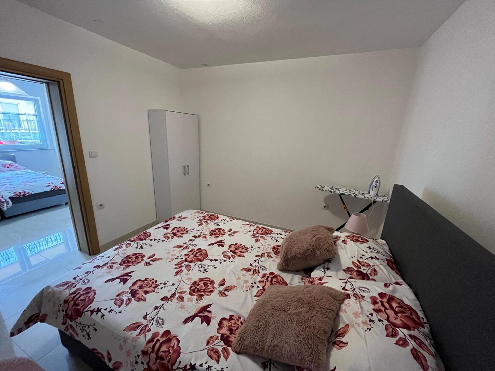 Apartma Azurre Postojna Εξωτερικό φωτογραφία