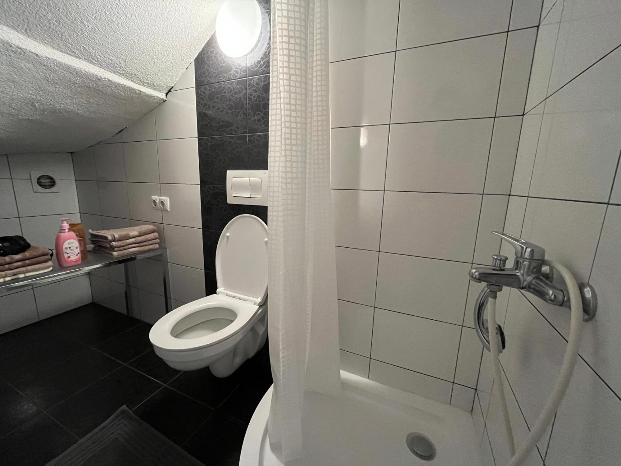 Apartma Azurre Postojna Εξωτερικό φωτογραφία